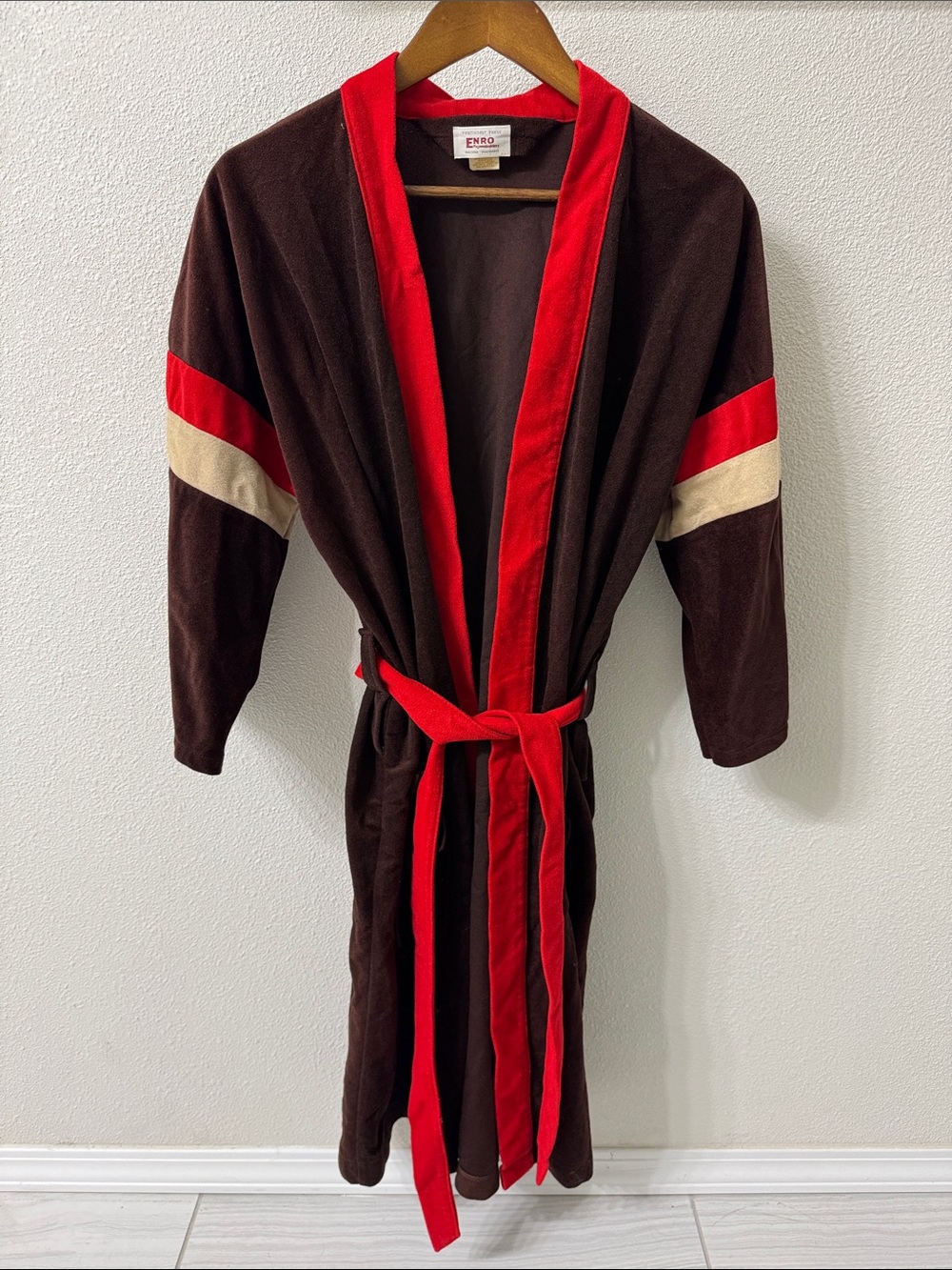 Vintage 70s ENRO Brown Robe with Red Trim